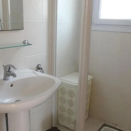 Maisonnette Ensoleillee, A 100m De La Plage, Animaux Sur Demande - Fr-1-476-45 度假居 滨海拉福特