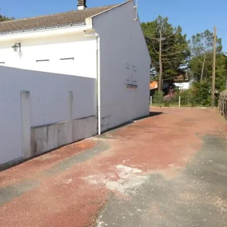 Ferienhaus Maisonnette Ensoleillee, A 100m De La Plage, Animaux Sur Demande *